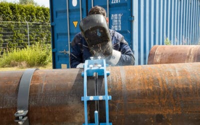 What Are Line-Up Clamps? Types, Uses, and When to Use Internal vs External Clamps