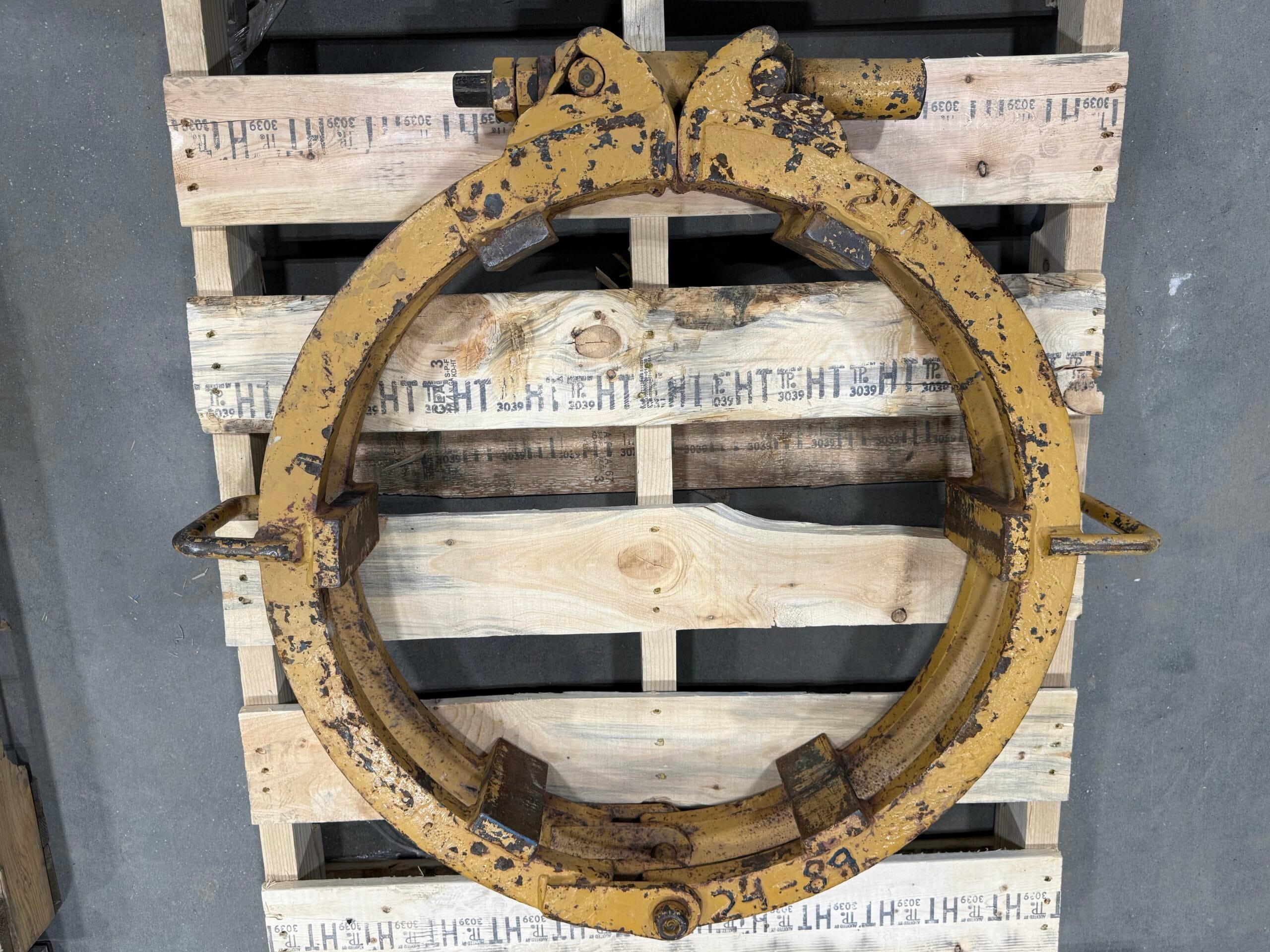 24" KC Ratchet Clamp S/N: 24-89 - Image 5